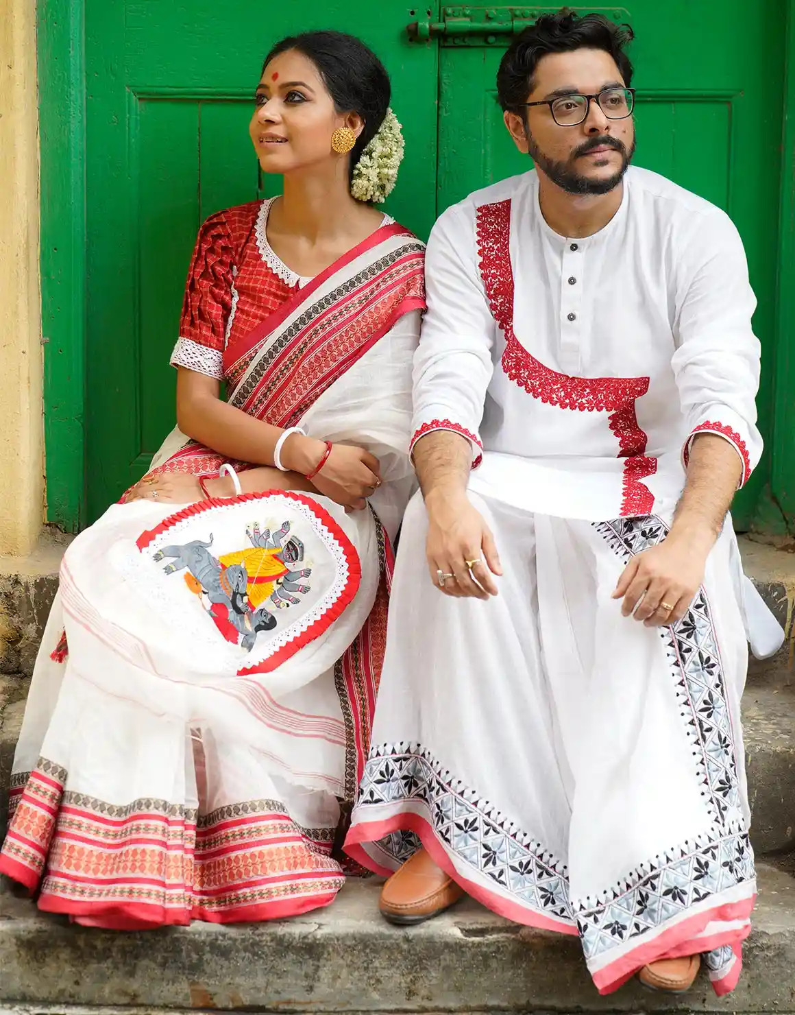 Subho Saradiya Couple Set