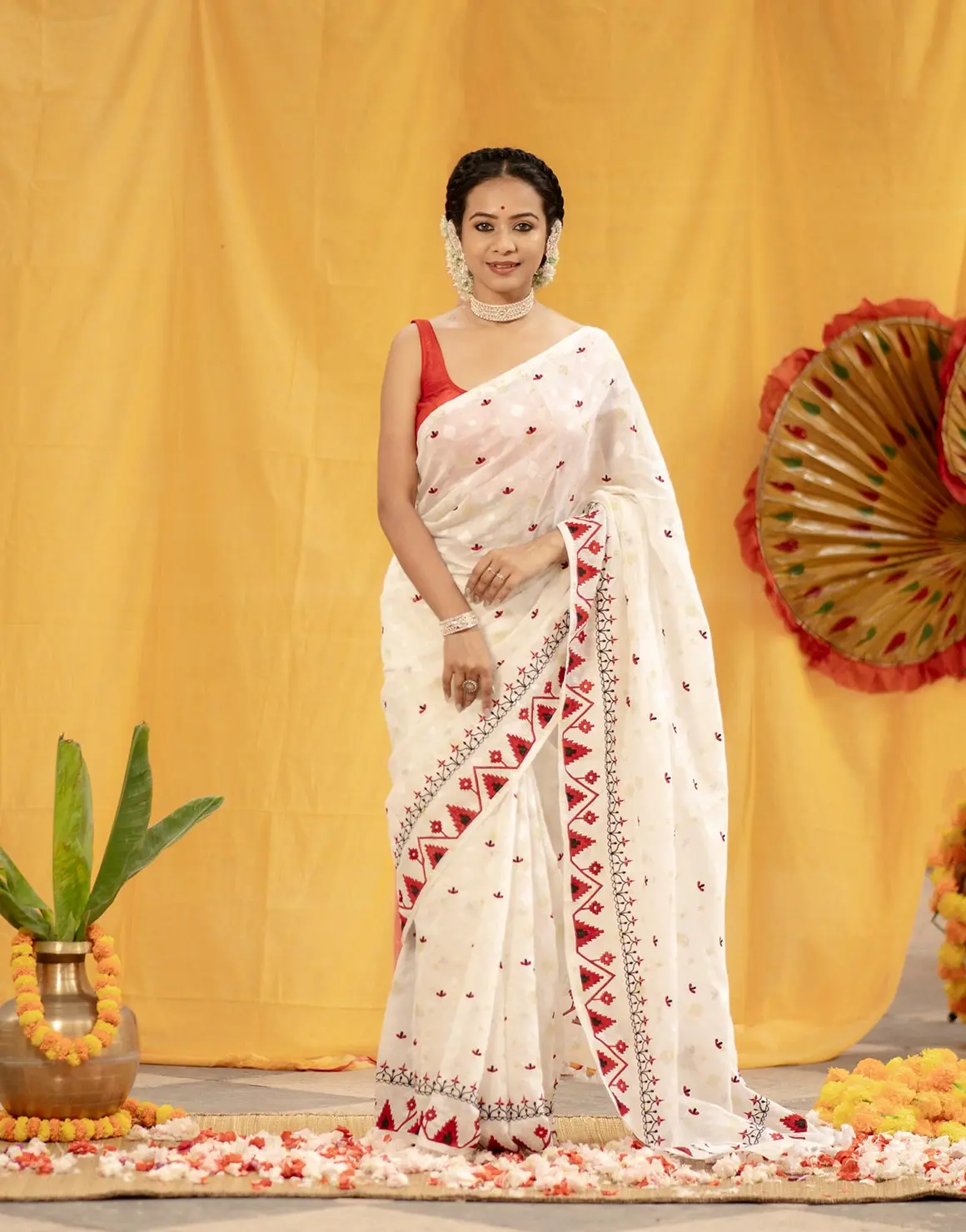 Agomoni Saree