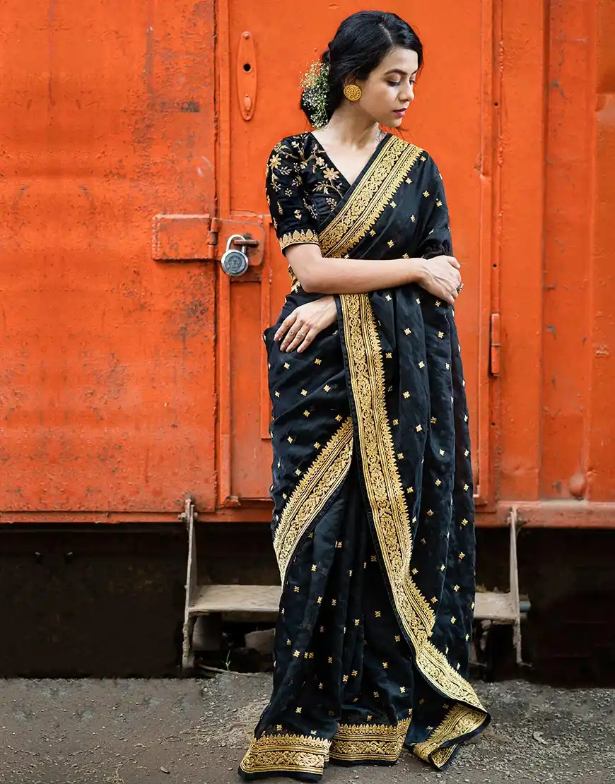 Uttoron Saree