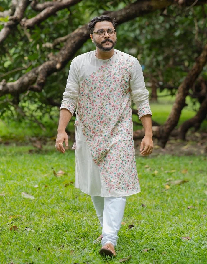 Walk In Paradise Punjabi