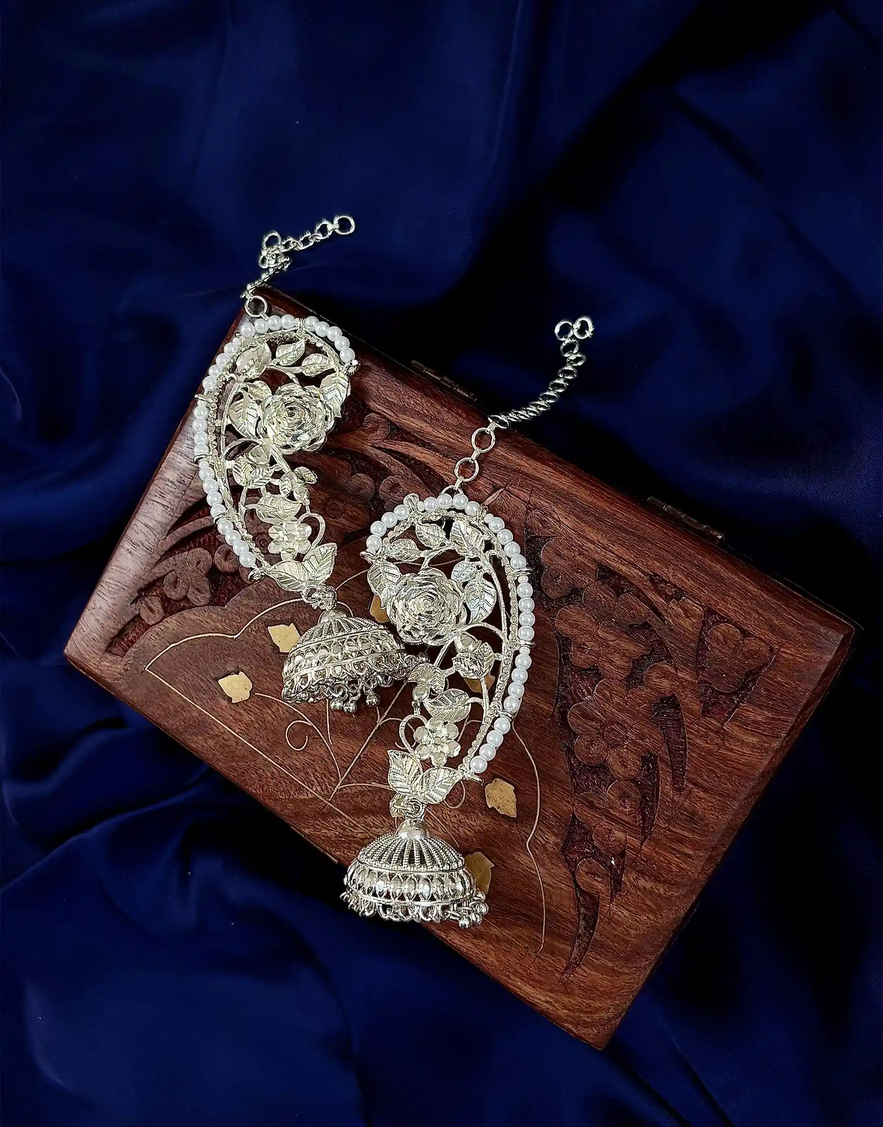 Copper jewellery with silver polish